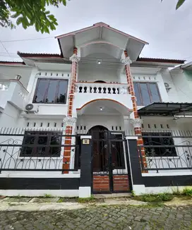 Dijual Rumah Hook Mewah Siap Huni di Perum Nogotirto