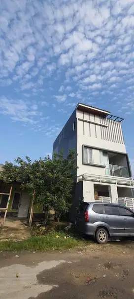 Dijual Cepat Rumah Full Renov 3 Lantai