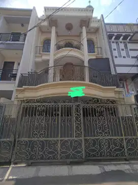 Dijual rumah disunter garden jakut