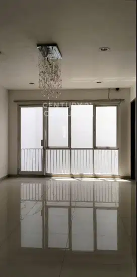 DIJUAL Rumah Tinggal MANYAR PERMAI  4 BR Kondisi BAGUS