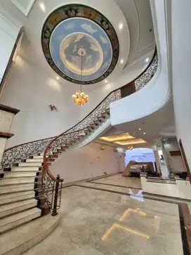 SEWA Rumah mewah PIK luas 473m furnish cluster elite