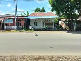 Rumah Depan Jalan Poros Malino Dekat Kampus Unhas Teknik Gowa