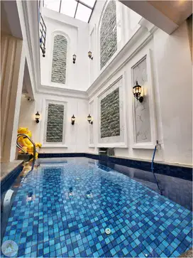 Dijual rumah mewah lux antapani ada kolam renang bagus harga nego