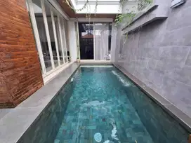 Rumah Vila 3+1 Kamar di Kerobokan Dekat Sekolah Lentera Kasih