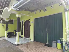 Jual cepat Rumah 2 lantai dekat RSA UGM, UTY dan Terminal Jombor