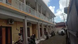 dijual guesthouse lantai 2 + toko lokasi jimbaran