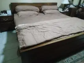 Tempat tidur kayu + kasur 2x2 m