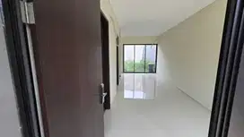 Disewakan rumah baru 2 lantai di Virya Semanan Jakarta Barat