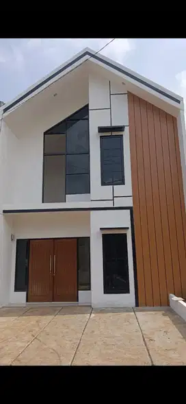 Di jual rumah 2 lantai view nuansa danau lakeside