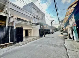 Jual Cepat Rumah Siap Huni di Pinggir Jalan Tomang Jakarta Barat DI