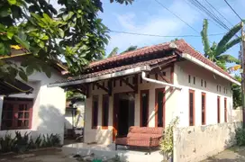 Disewakan Rumah Bangunan Baru Lokasi Depok Sleman.