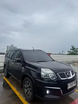 Nissan X-Trail 2014 Bensin