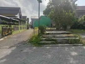 Tanah pekarangan nyaman strategis gito gati selatan masjid suciati