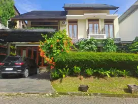 Rumah Danau Bogor Raya Lakeside