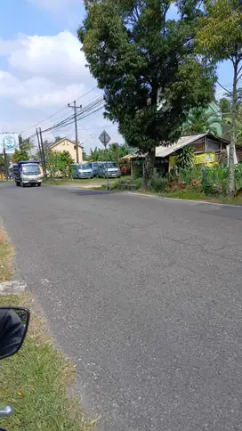 Tanah Asri Strategis tepi jalan Kaliurang Area Wisata Jogja