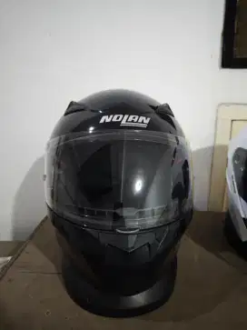 Nolan N60-5 Hitam Glossy