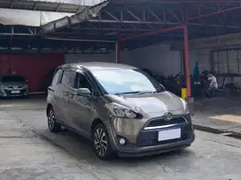 Toyota Sienta V Matic / AT 2017 Coklat