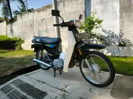 Suzuki RC 100 bravo