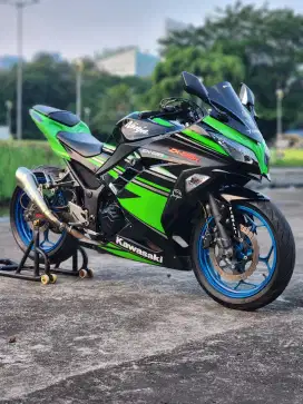 Kawasaki Ninja 250 FI SE KRT