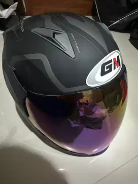 Helm GM Bekas/second