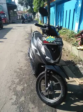 Beat Deluxe 2023 Hitam sangat terawat mulus, 15 jt