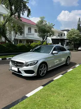 Mercedes-Benz C300 2018 Bensin