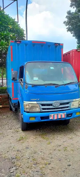 Dijual Cepat Truk Toyota Dyna 110FT CDD BOX, Tahun 2010, Siap Kerja