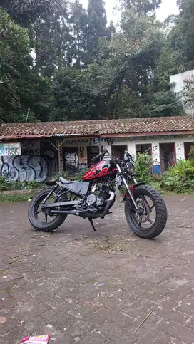 Bobber Yamaha Byson
