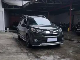 Honda BRV E Prestige Matic / AT 2016 Hijau