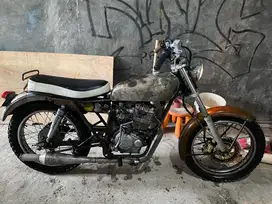 Motor Custom basic Honda GL Max