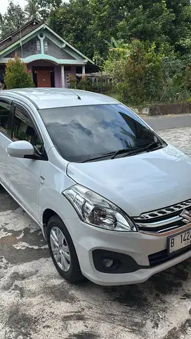 Suzuki Ertiga GL like new ( full record )