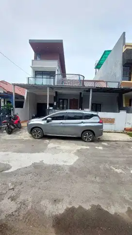 JUAL RUMAH SIAP HUNI CLUSTER FLAMBOYAN VILA MELATI MAS SERPONG
