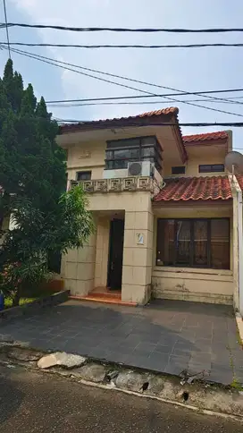 JUAL CEPAT RUMAH TAMAN UBUD LIPPO KARAWACI