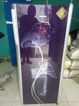 Kulkas normal seperti baru