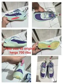 Sepatu nike masih mulus
