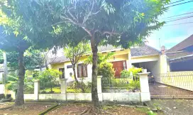 Rumah cantik rapih siap huni termurah di kemang pratama bekasi