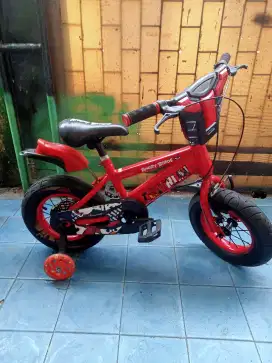 Sepeda UK 12 CENTRUM ban jumbo