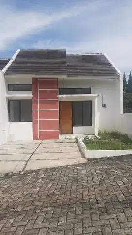 Hunian nyaman di Jatihandap Cicaheum rasa Dago dkt Arcamanik Padasuka