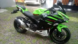 Ninja 250 abs se th 2022 km baru 1rb