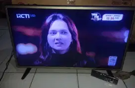 JUAL TV LED DIGITAL 32 KONDISI NORMAL