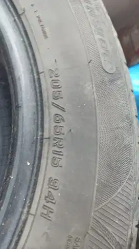 Ban bekas 205 65 R15