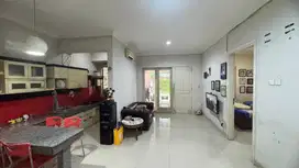 DIJUAL RUMAH CENTRAL PARK A YANI! LOKASI TENGAH KOTA SUPER STRATEGIS!