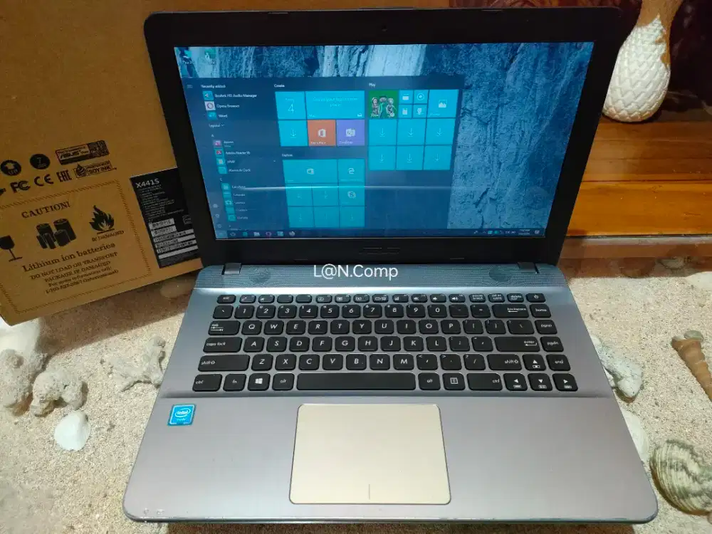 Laptop Asus 14 inci Lengkap dos Normal