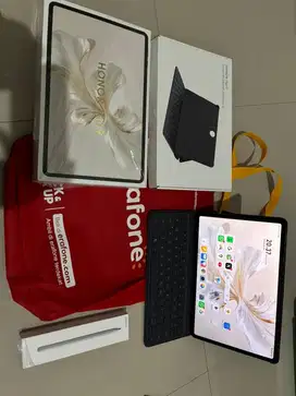 Honor Pad 9 8/256 Include Keyboard dan Pencil (Brand New)
