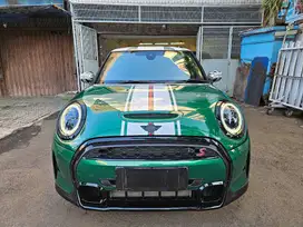 Antik 6 rb km Mini Cooper S 2.0 turbo 2024 nik 2023 hijau F56 like new