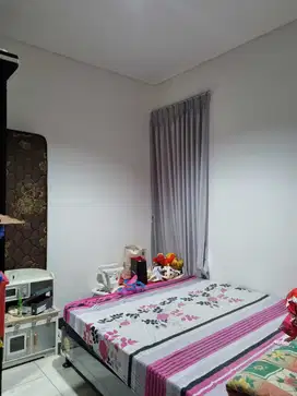 Rumah bagus siap huni dekat tol di wisteria metland cakung jaktim