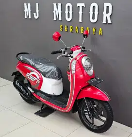 Honda Scoopy 2016