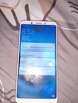 Di jual Oppo f5 4/64 batangan