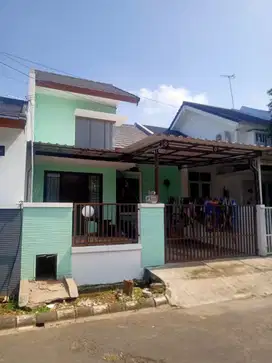 Rumah bagus 1 lantai di Kemang Pratama Bekasi