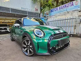 6 rb km Mini Cooper 2.0 S turbo 2024 nik 2023 hijau f56 3 doors green
